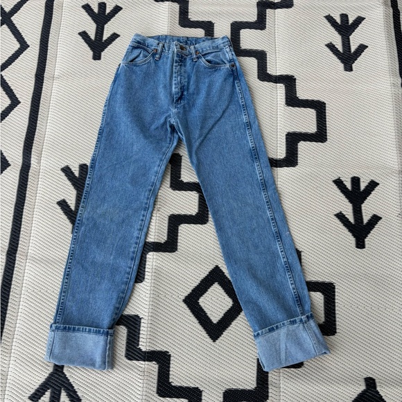 Medium Wash Vintage Bareback Wranglers - Picture 3 of 4